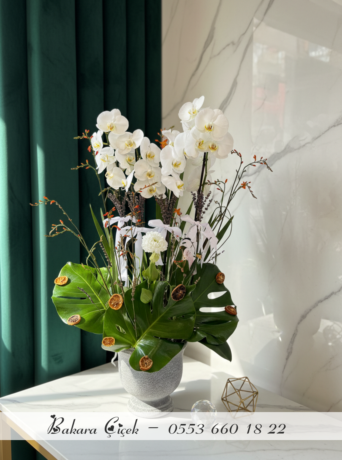 4 Dallı Beyaz Orkide Aranjman