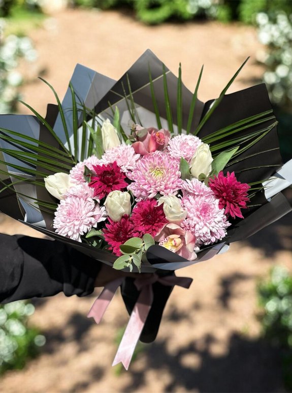 Anastasia Lale Buketi