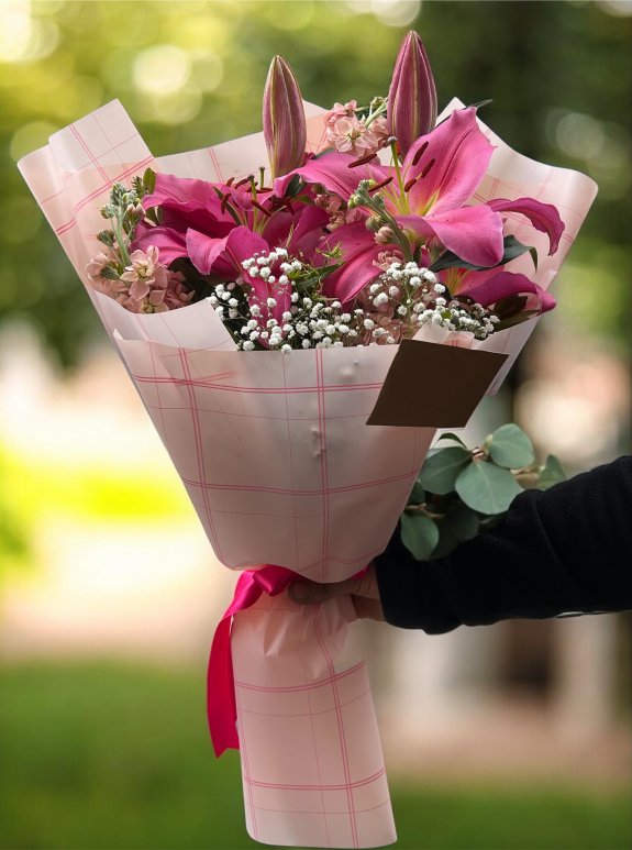 Pembe Lilyum Şebboy Buketi